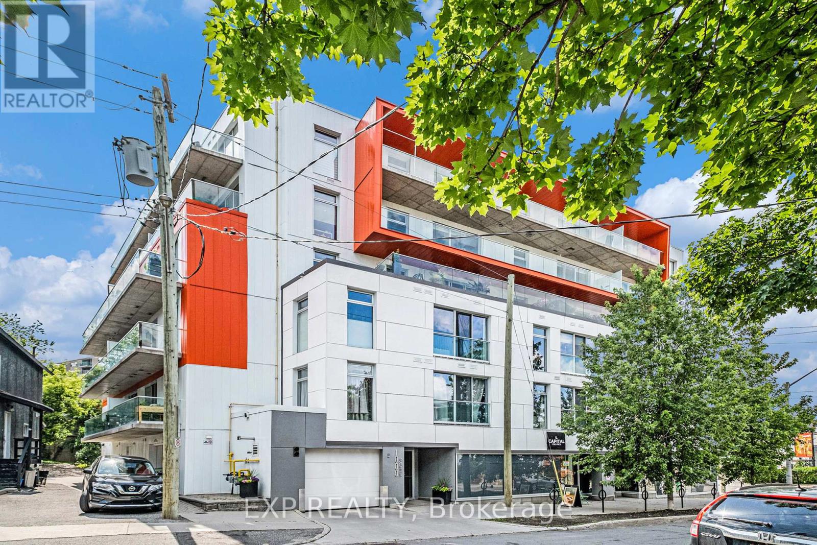 206 - 1000 WELLINGTON STREET W