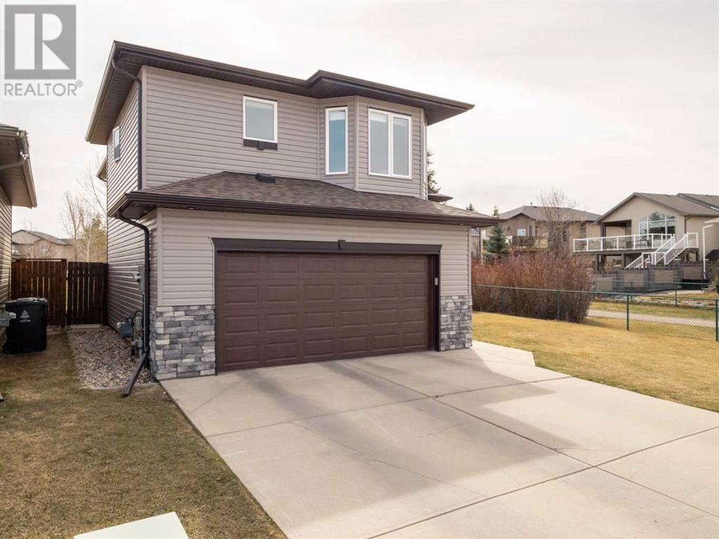 102 Riverwood Manor W