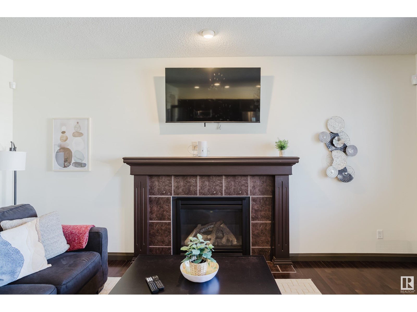 518 ADAMS WY SW