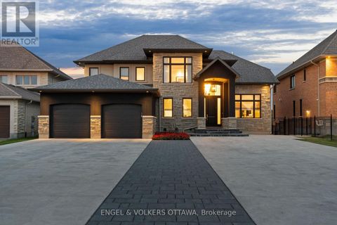 151 WINDING WAY Ottawa ON K2C3H1