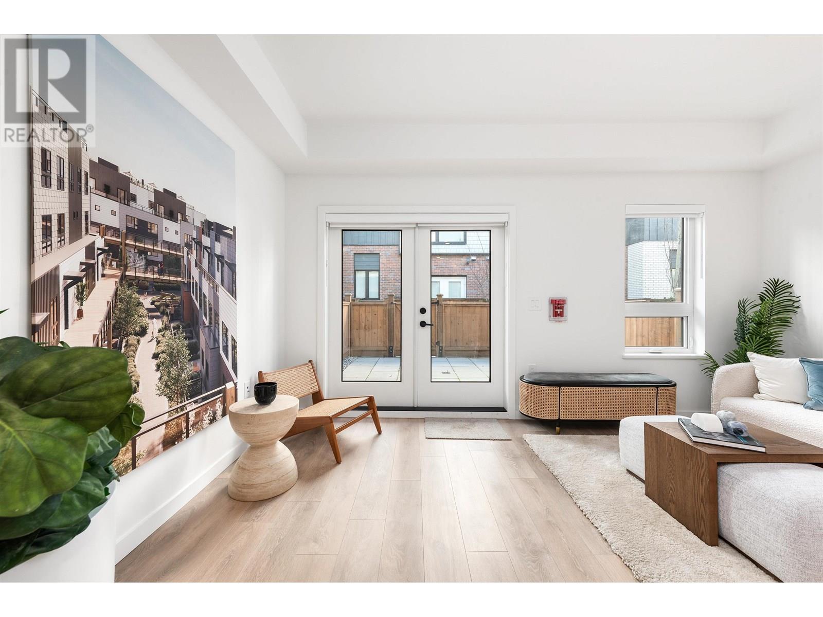 135 535 E 2ND STREET