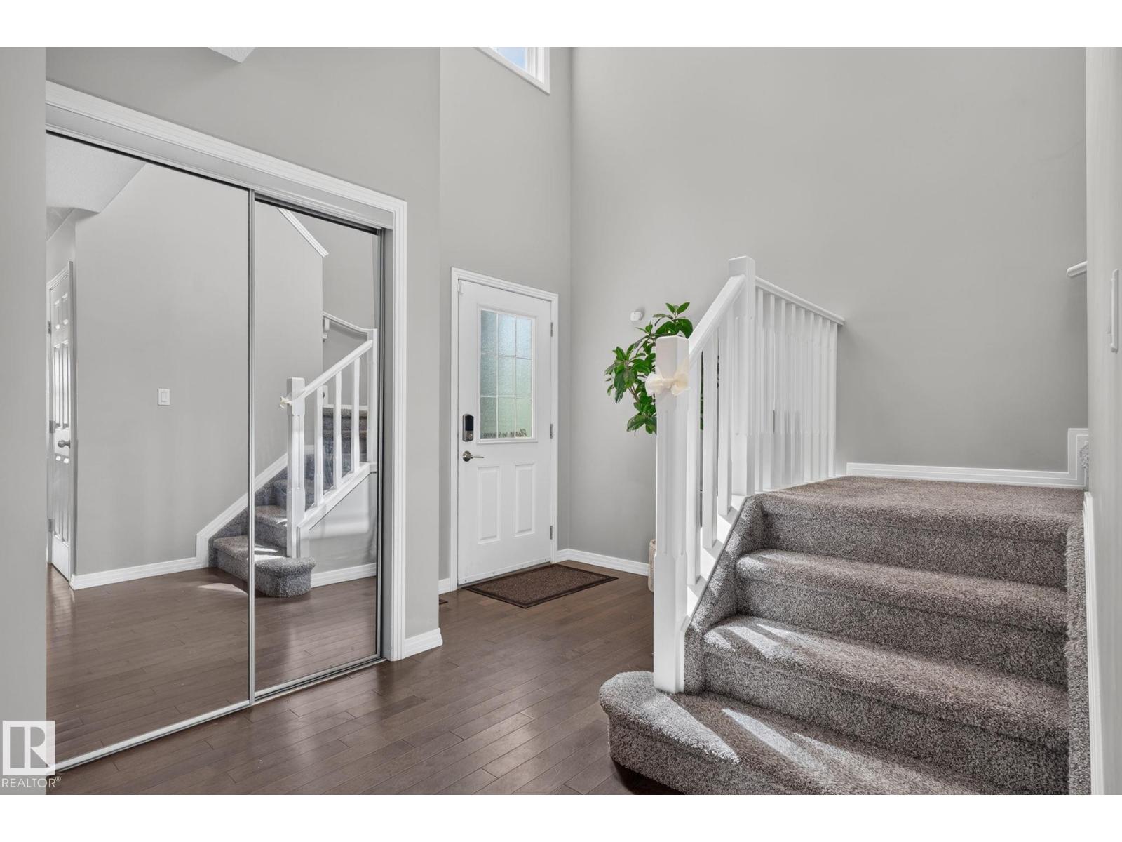 1103 176 ST SW