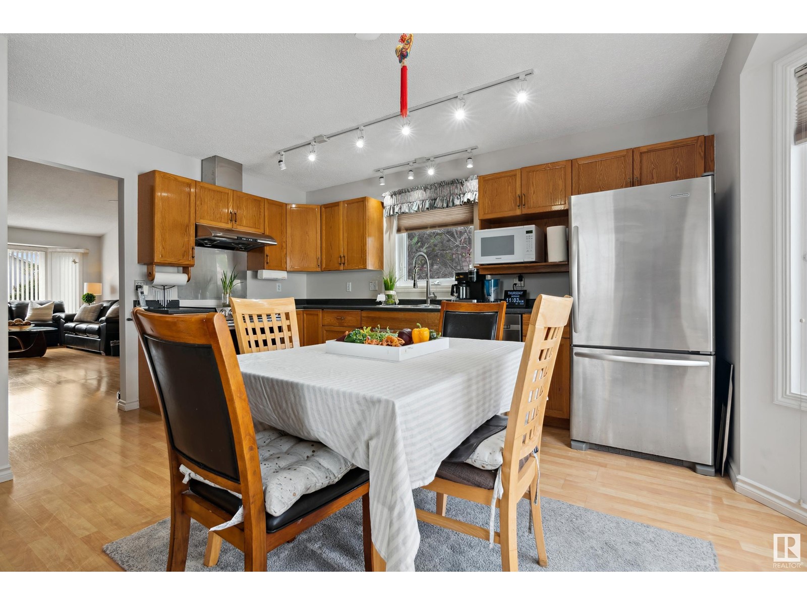 16 CIMMARON WY
