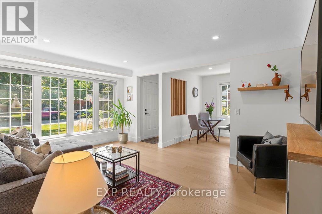 38 ALBANY DRIVE