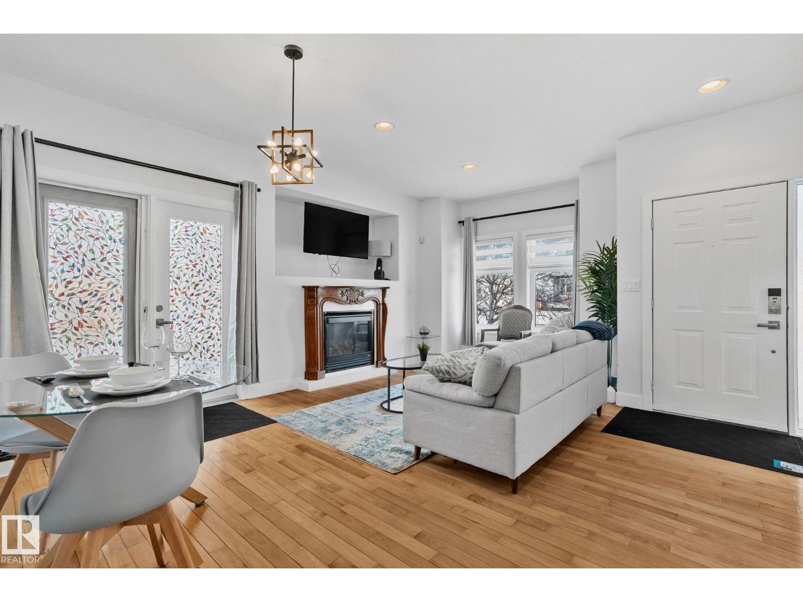 10651 68 Ave & 6711 107 ST AV NW