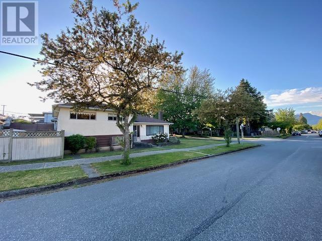 3925 PENTICTON STREET