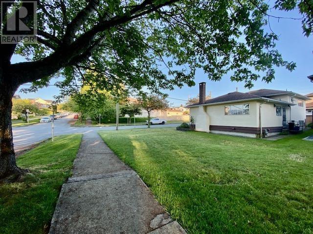 3925 PENTICTON STREET