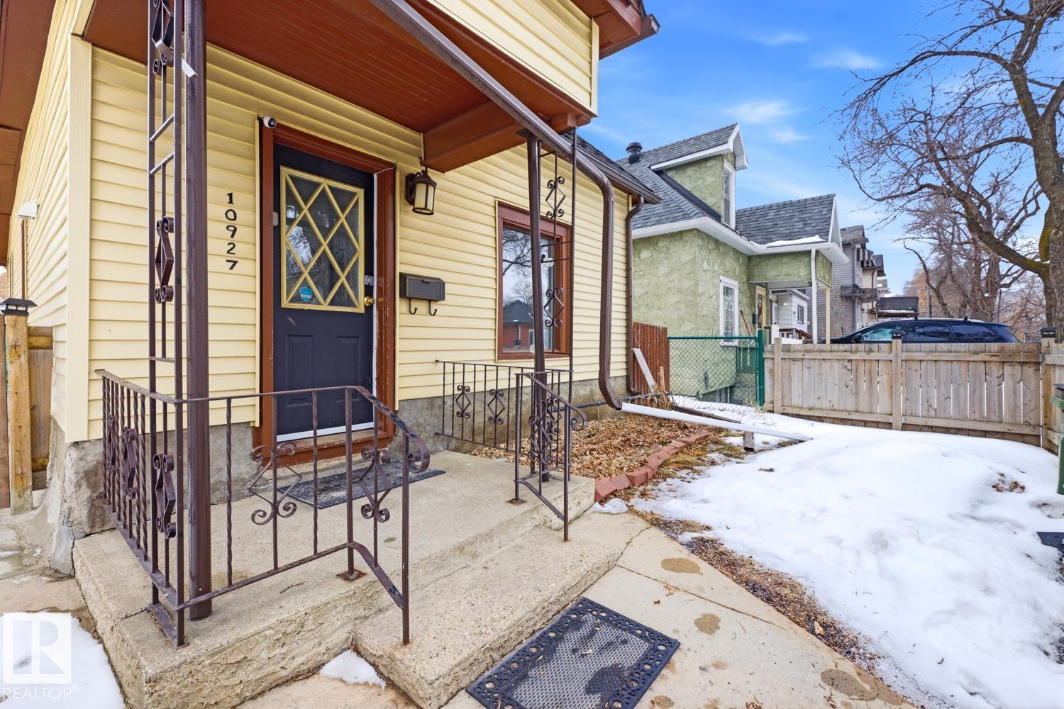 10927 93 ST NW NW