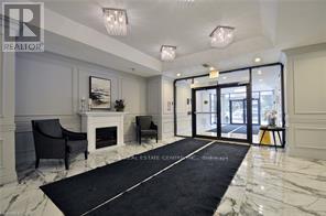 808 - 237 KING STREET W