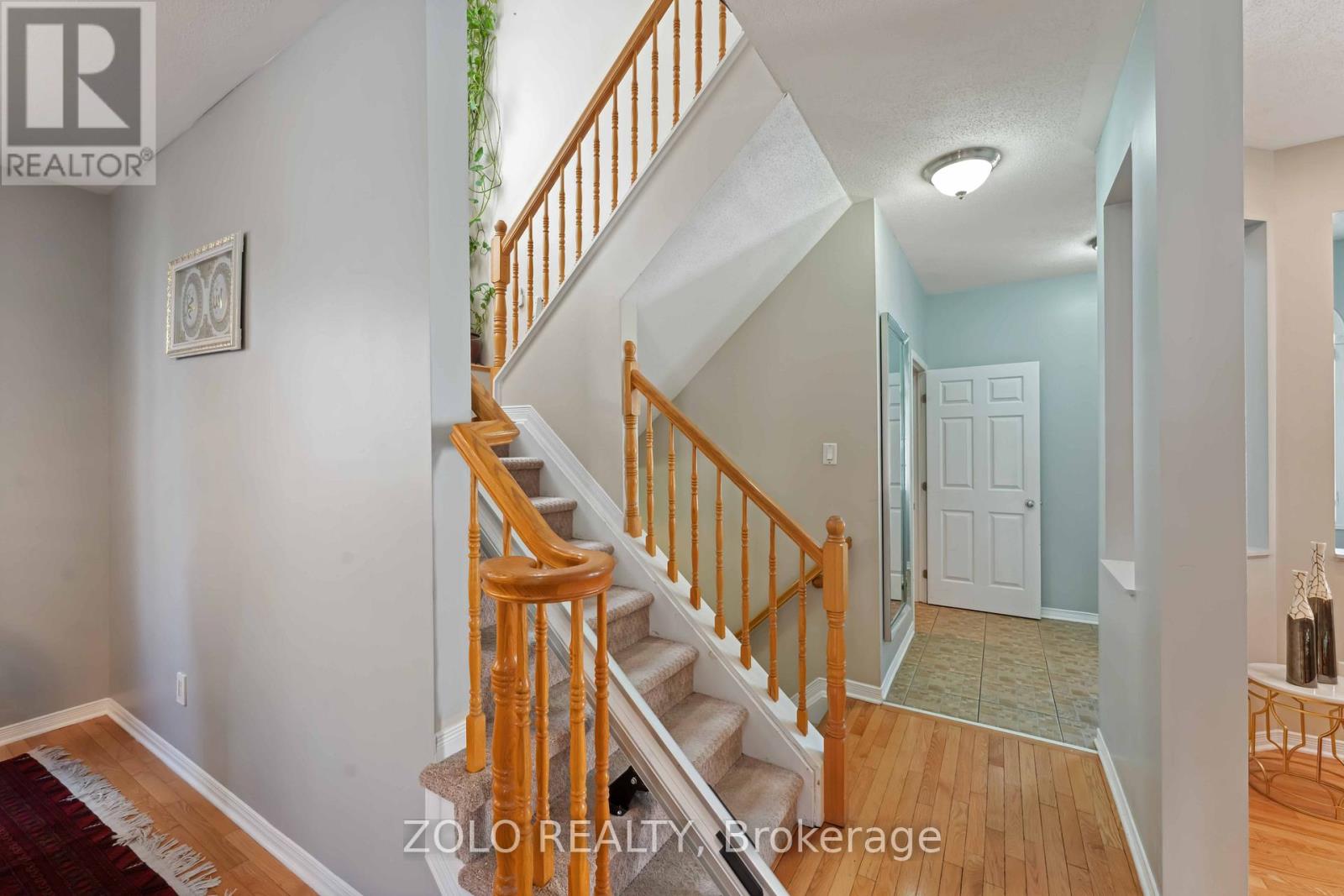 2421 GLANDRIEL CRESCENT