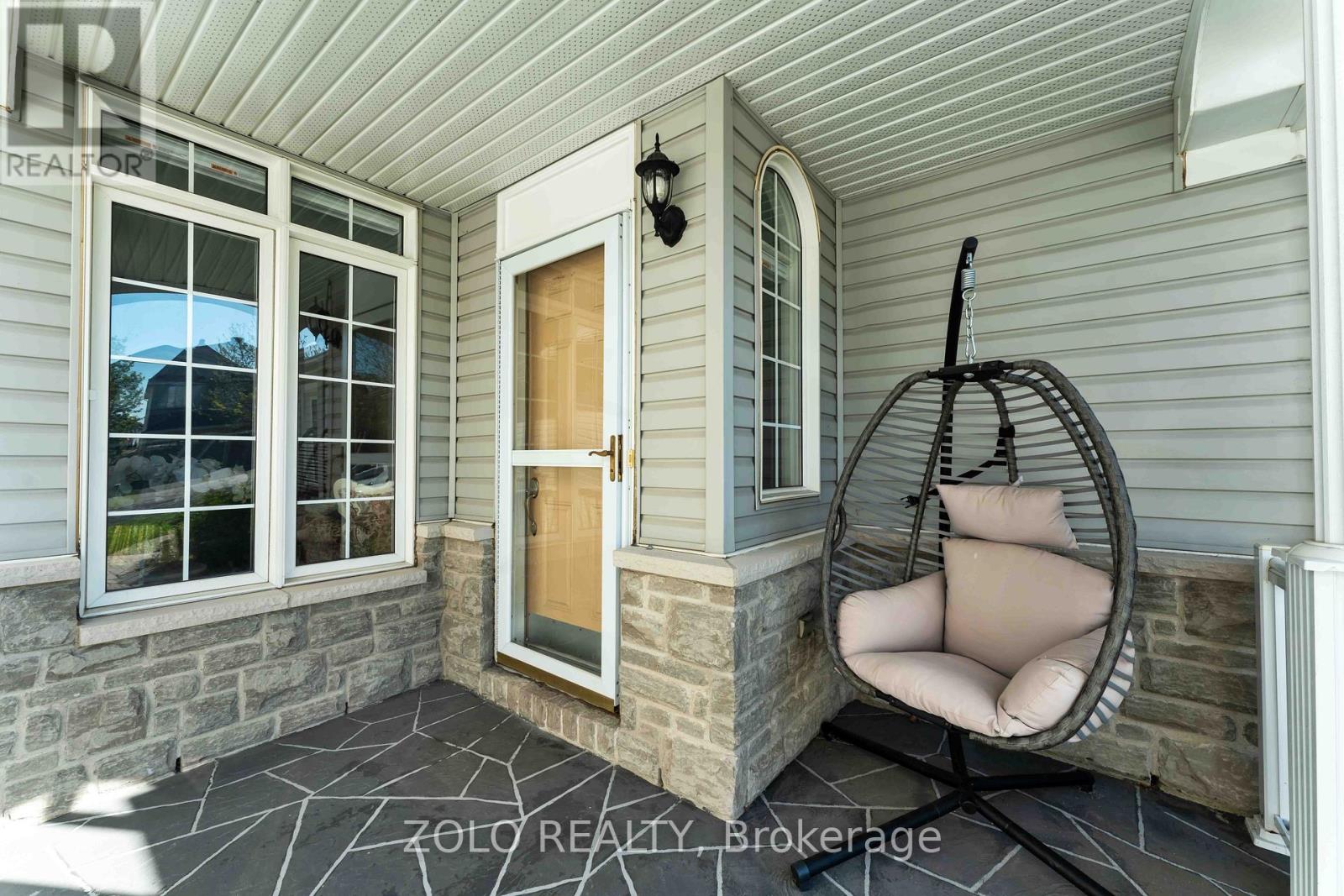2421 GLANDRIEL CRESCENT