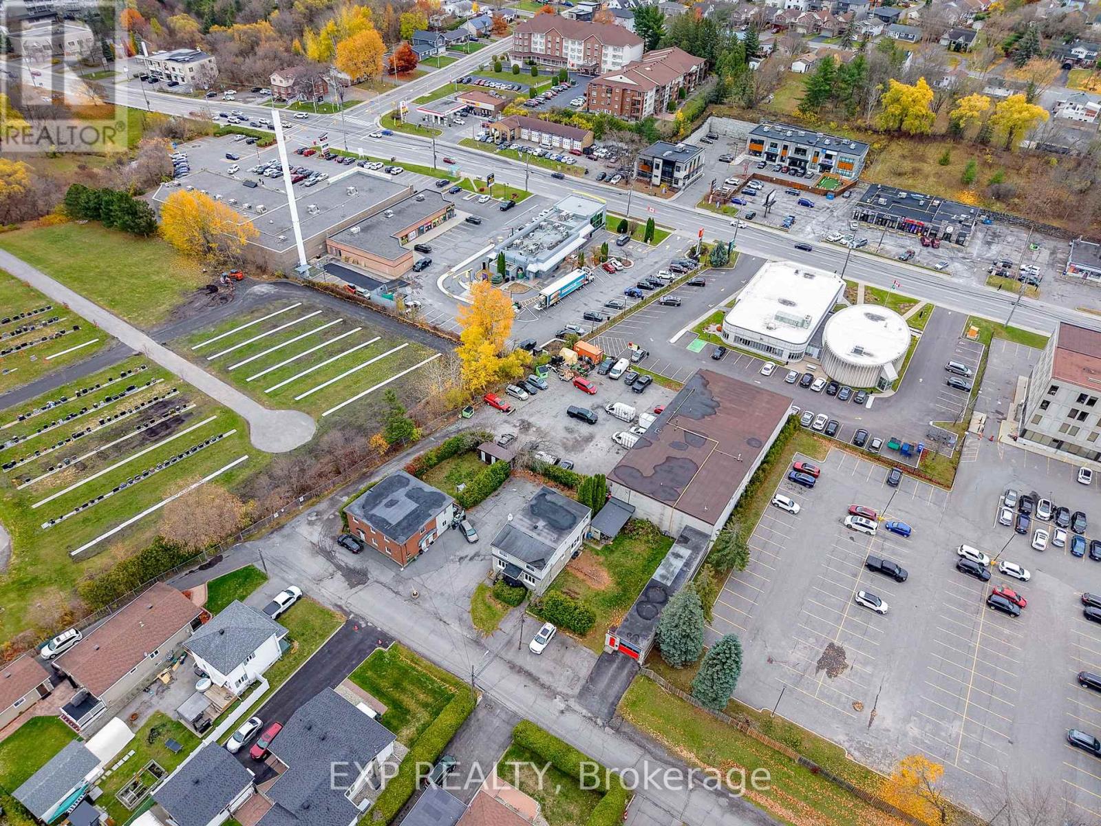 1237 1255 COUSINEAU STREET