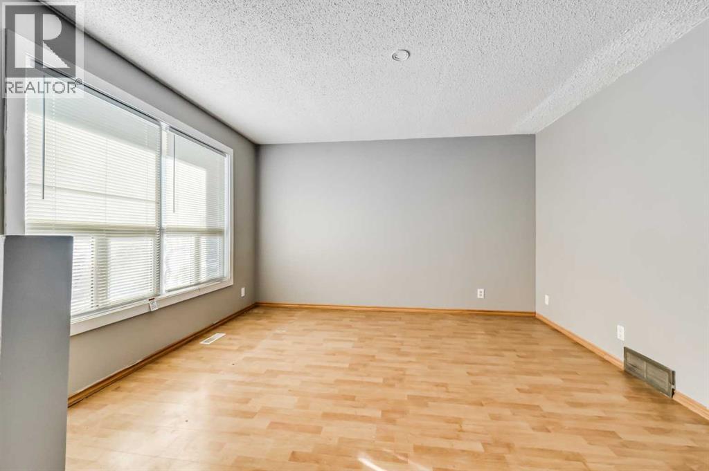 132 Woodmont Terrace SW