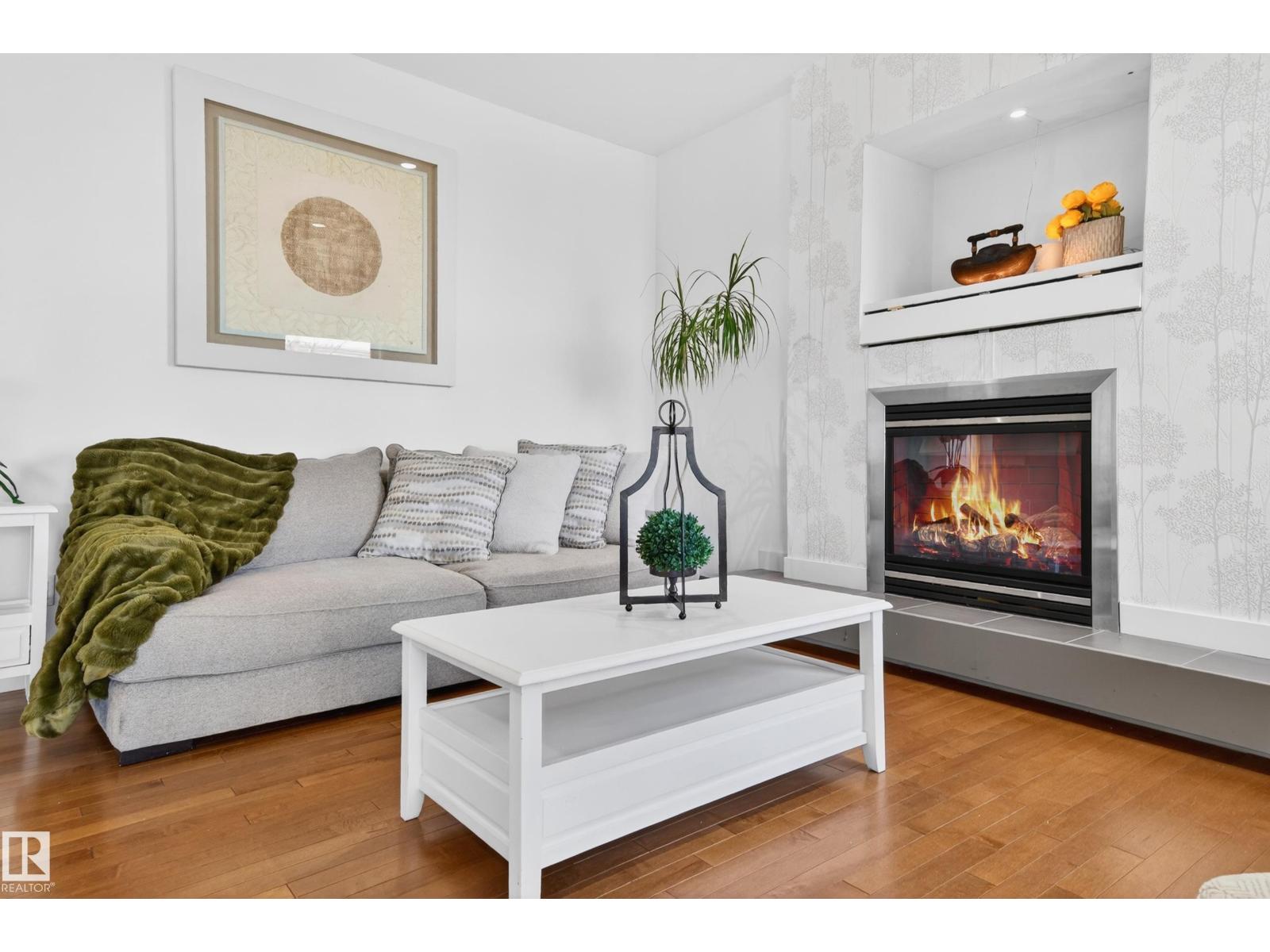 1004 SECORD PROMENADE NW