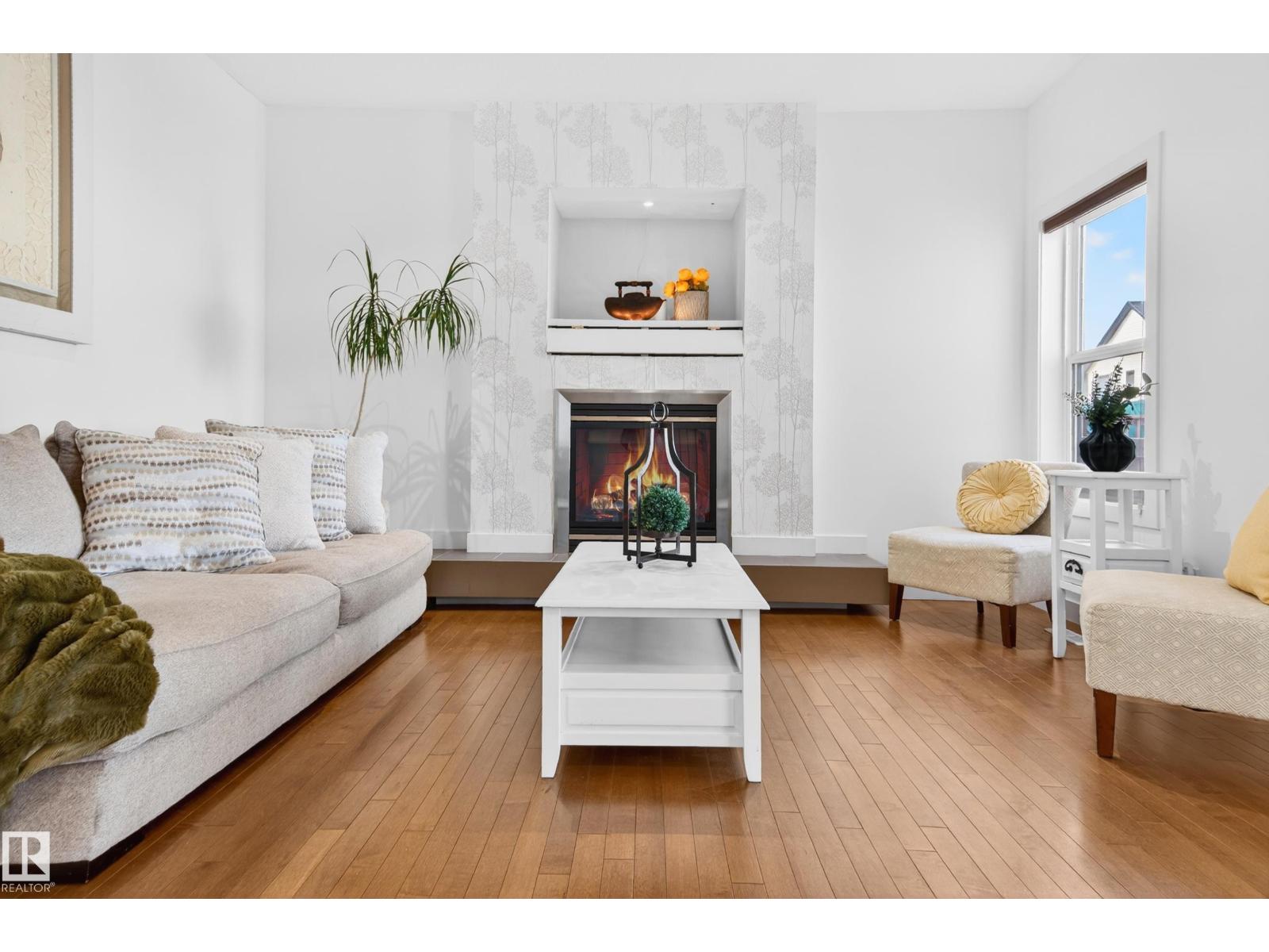 1004 SECORD PROMENADE NW