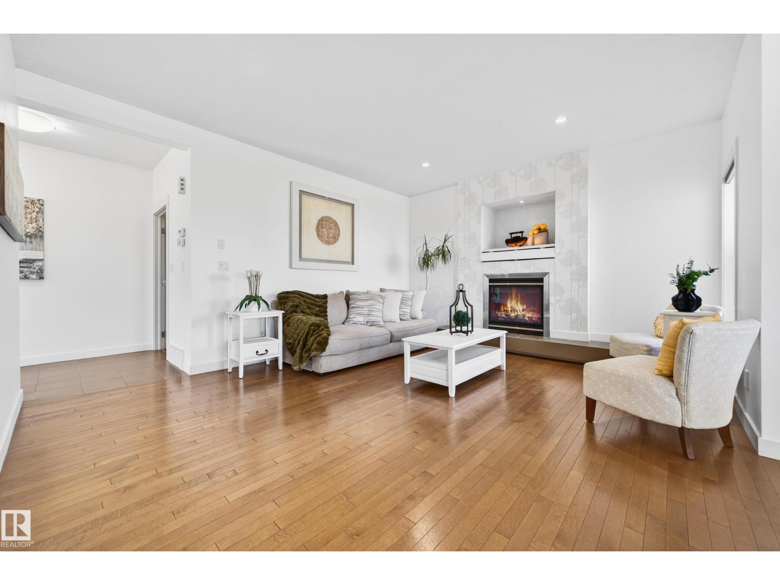 1004 SECORD PROMENADE NW