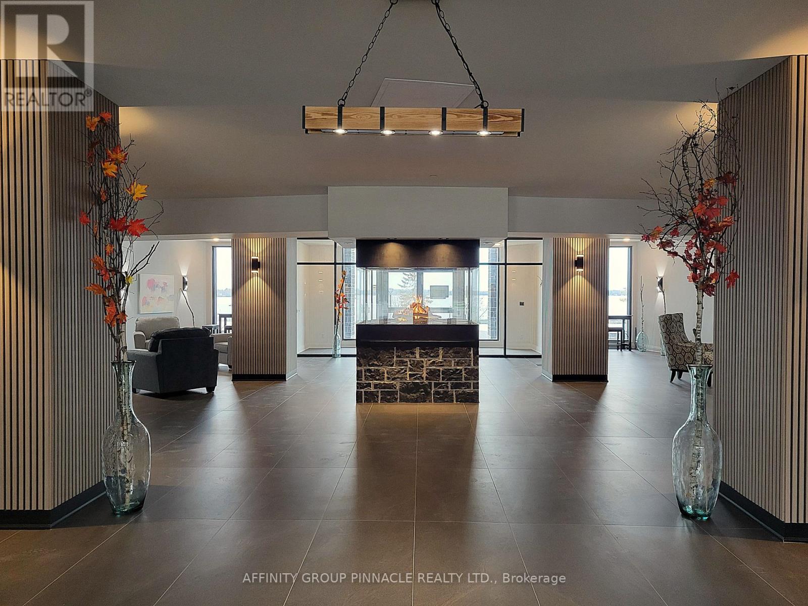 201 - 99 LOUISA STREET