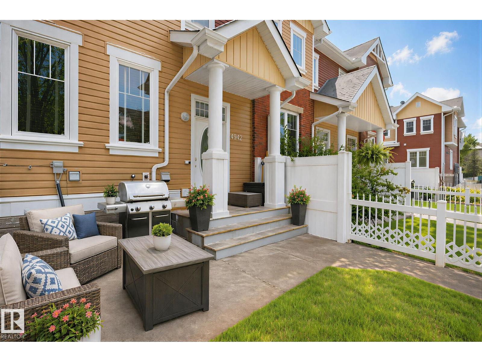4942 TERWILLEGAR CM NW