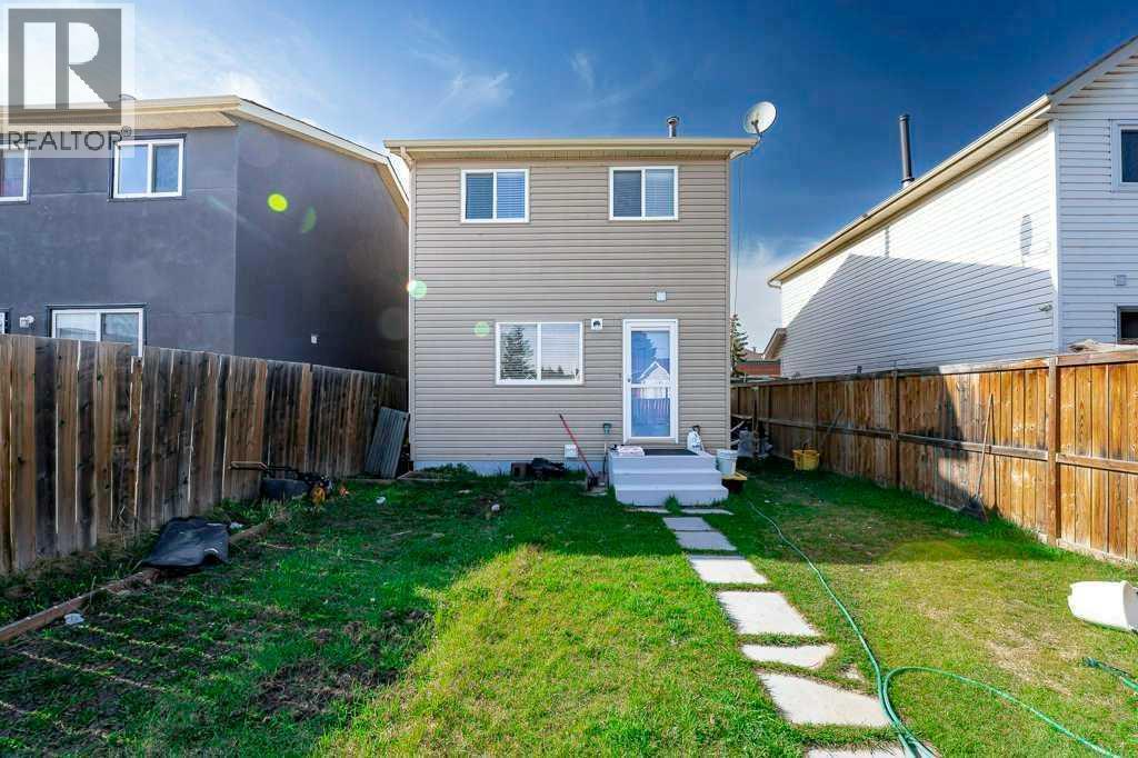 195 Falshire Drive NE