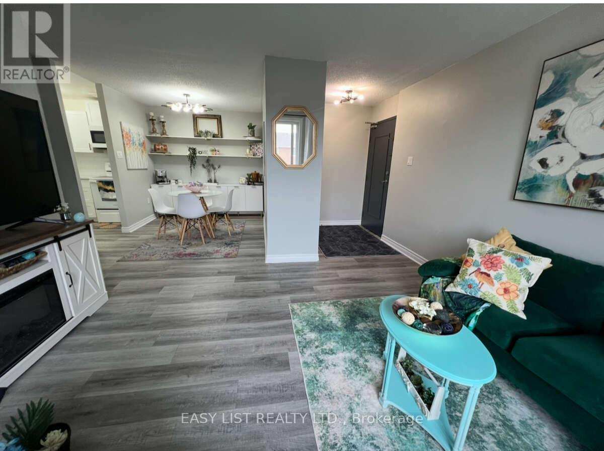 304 - 1582 ERNEST AVENUE