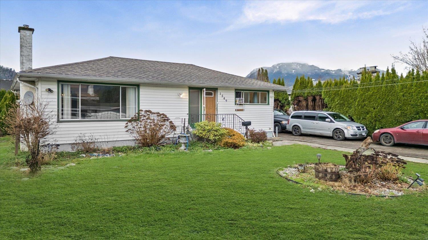 1549 VIMY ROAD|Agassiz