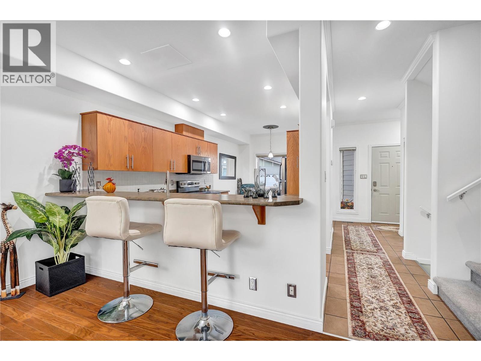 148 Roy Avenue Unit# 9