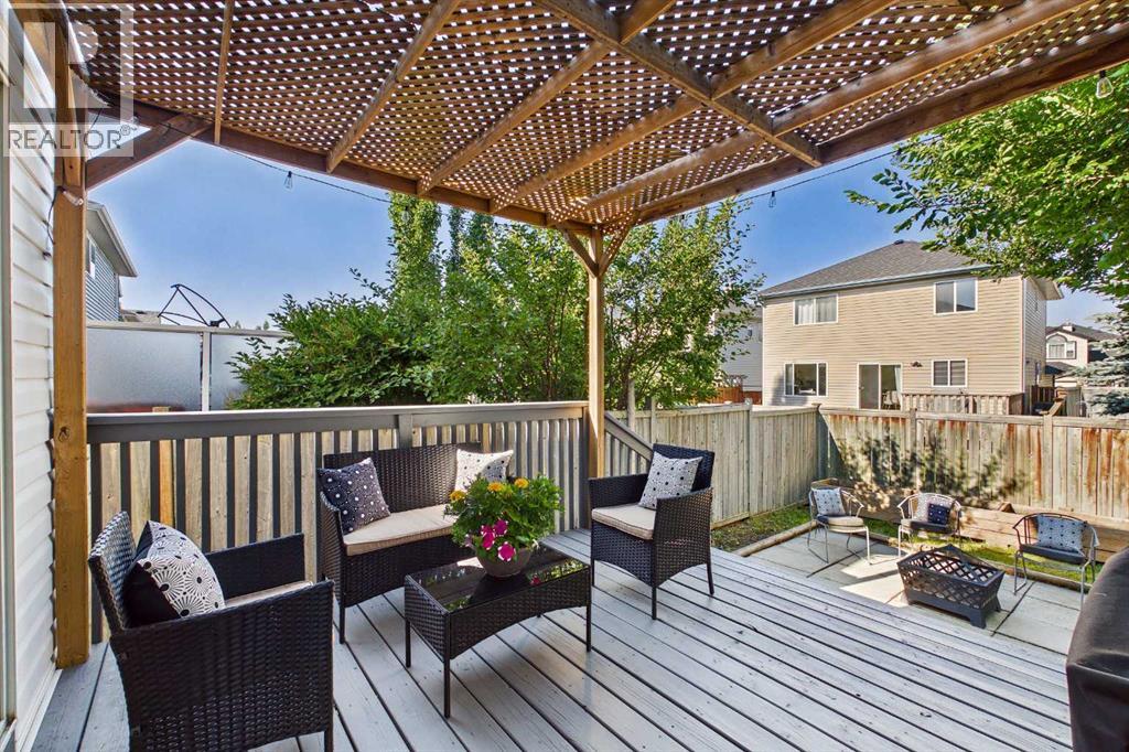 70 Coventry Crescent NE