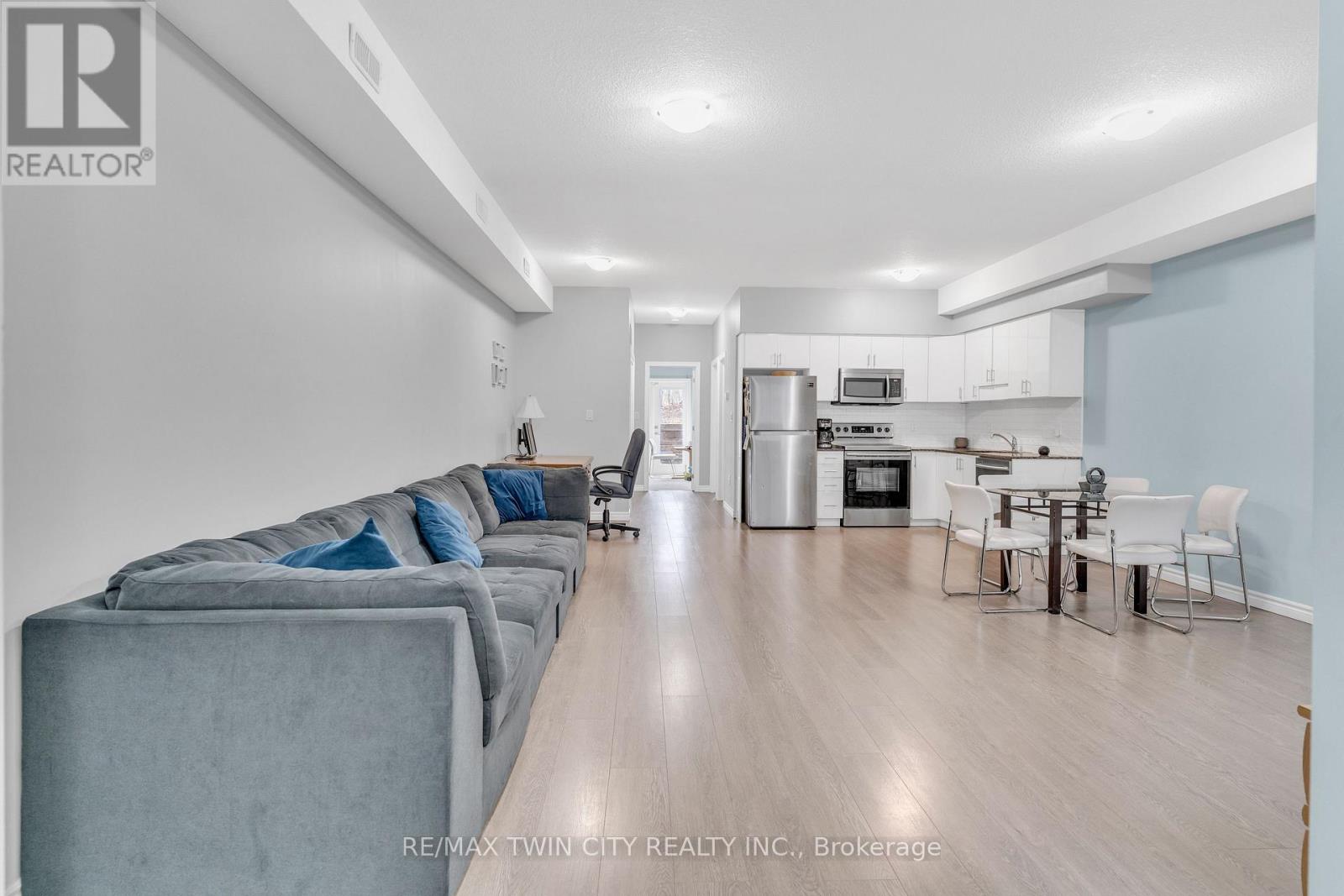 25 - 1430 HIGHLAND ROAD W