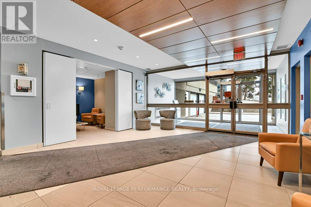 1010 - 158 A MCARTHUR AVENUE