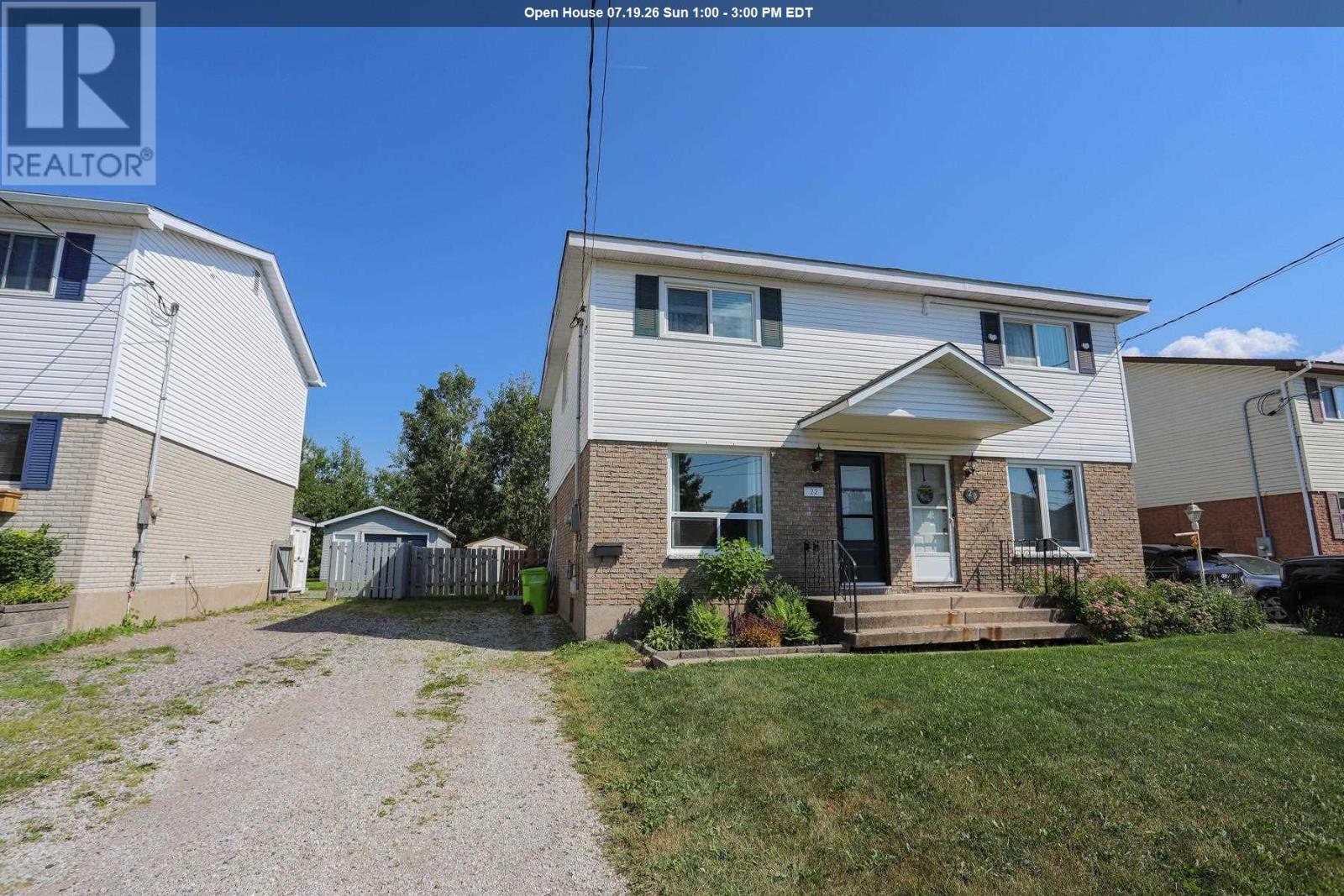 Photo 1 of 25 — 22 Broadview DR, Sault Ste. Marie, ON P6C2S9