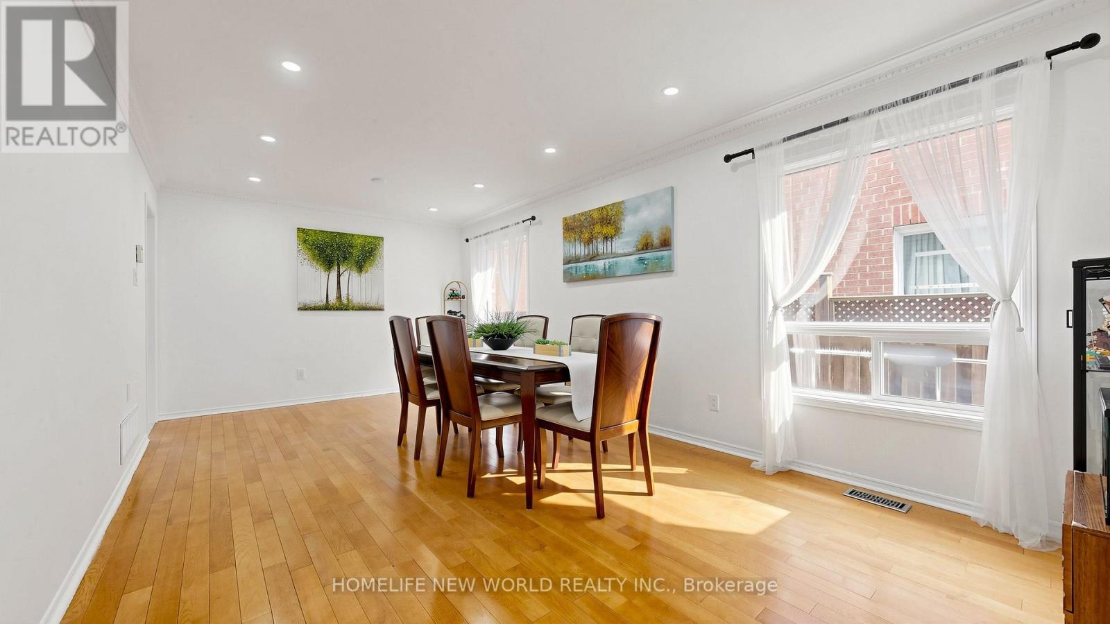 73 DOUBTFIRE CRESCENT