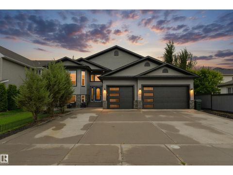 60 HUNTINGTON CR Spruce Grove AB T7X0A9