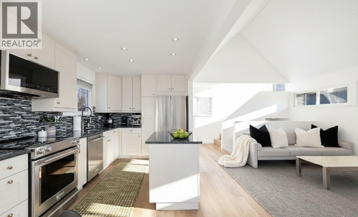 416 ST. GEORGES AVENUE