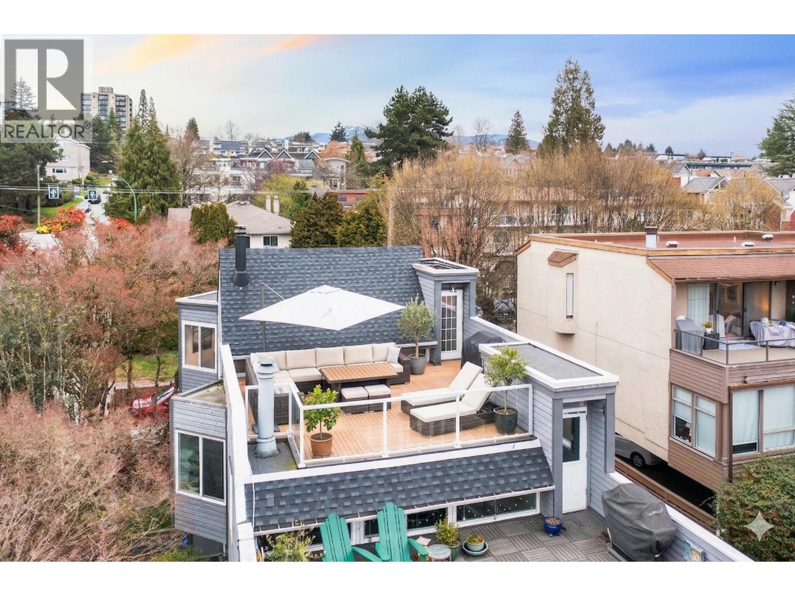 416 ST. GEORGES AVENUE