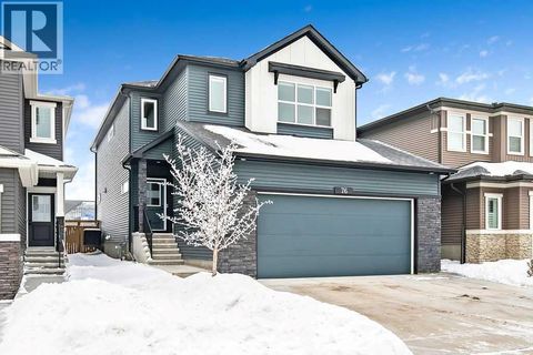 76 Larkspur Bend Okotoks AB T1S4E6