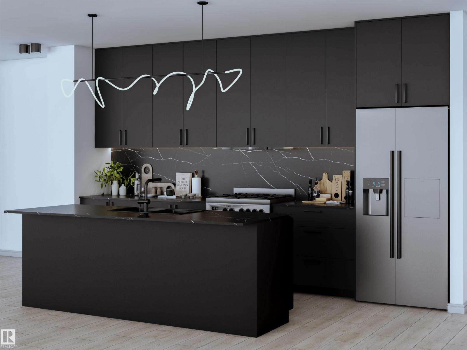 11106 & 11108 72 AV NW