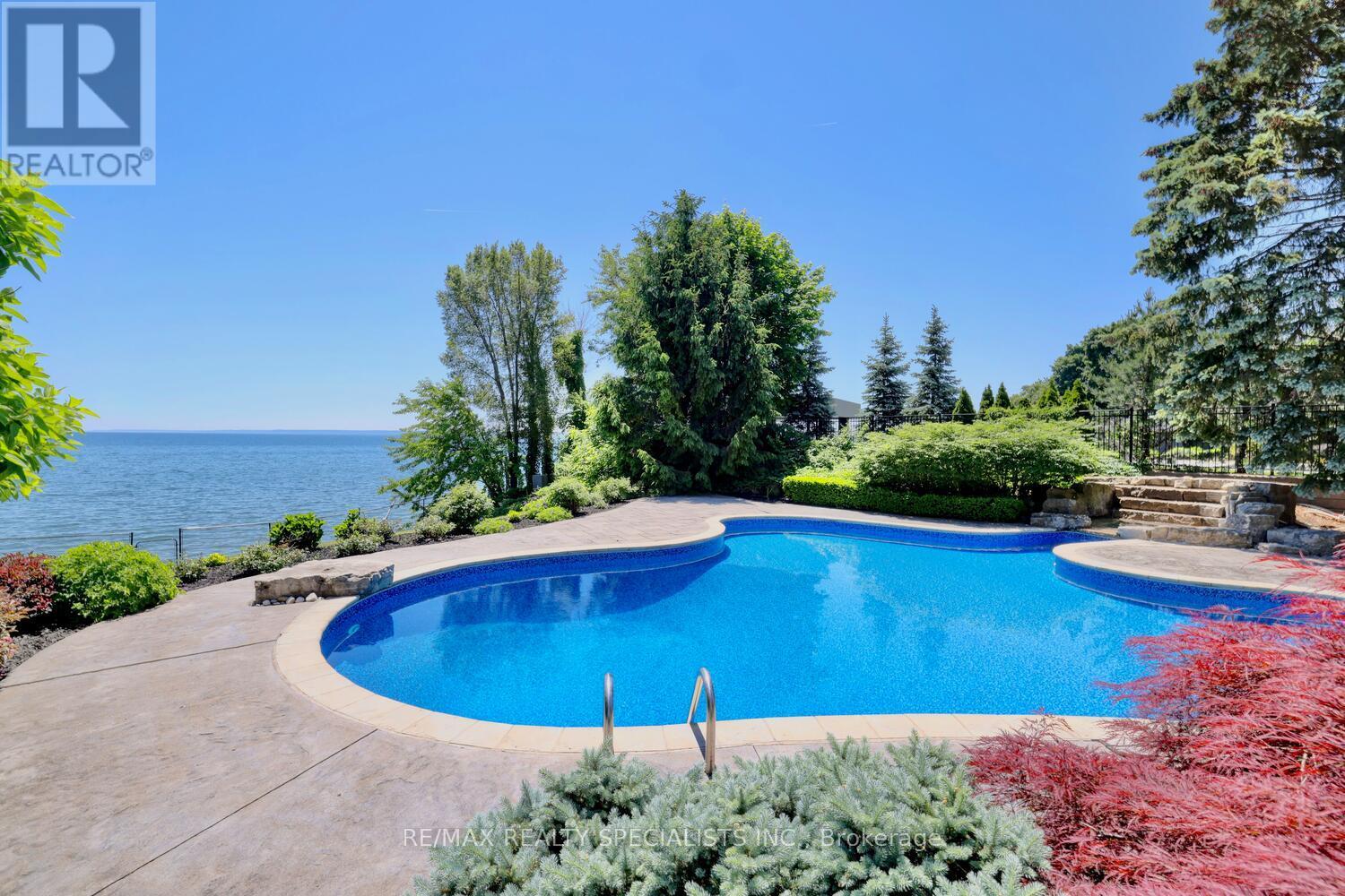 4038 LAKESHORE ROAD