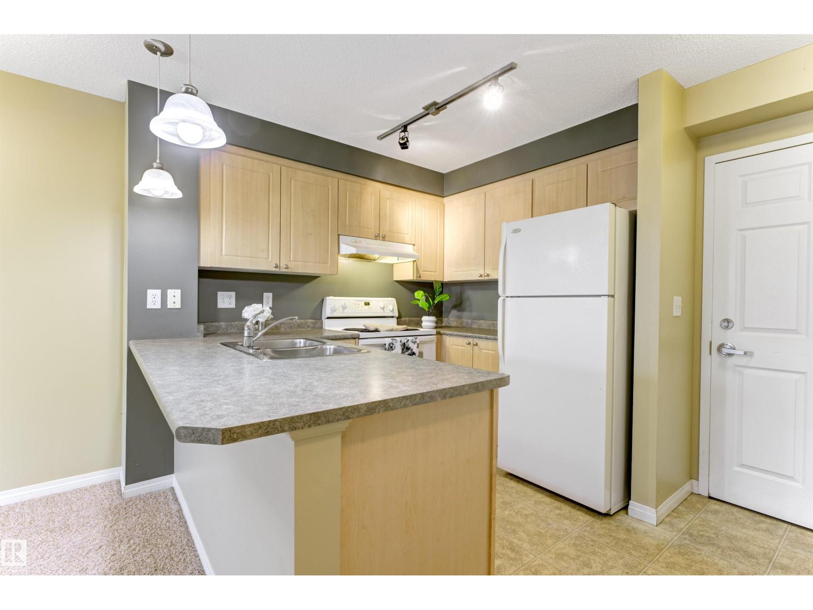 #412 630 MCALLISTER LO SW