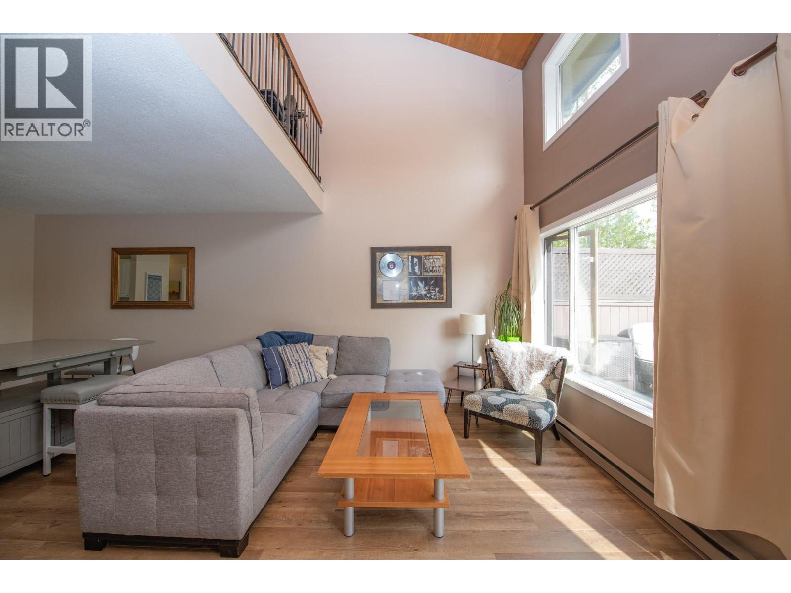 4004 24 Avenue Unit# 9
