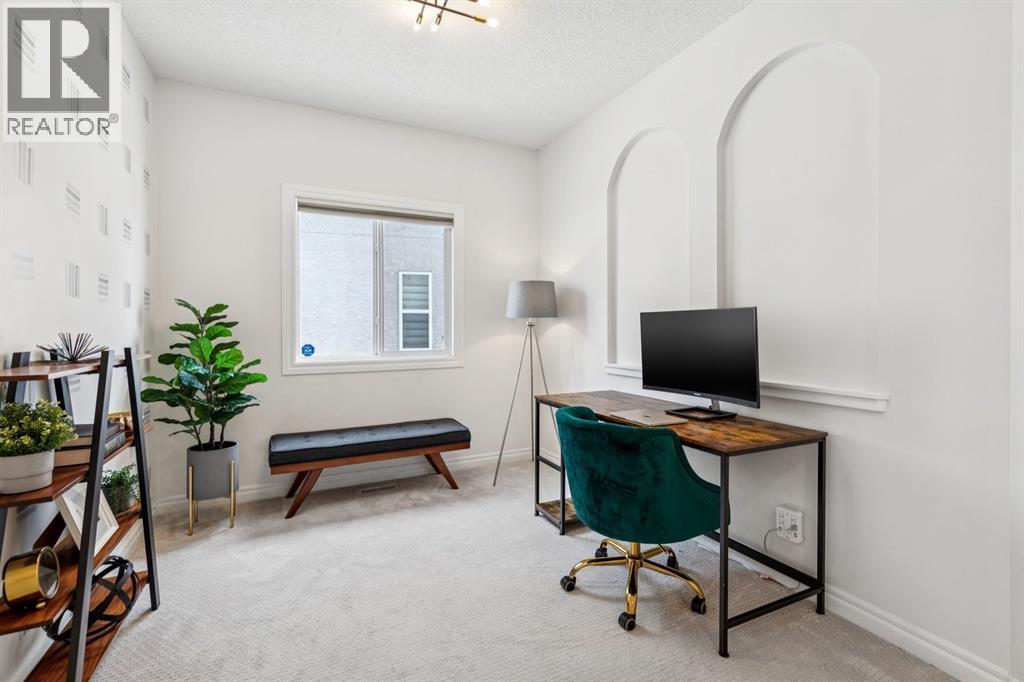 90 Tuscany Glen Place NW