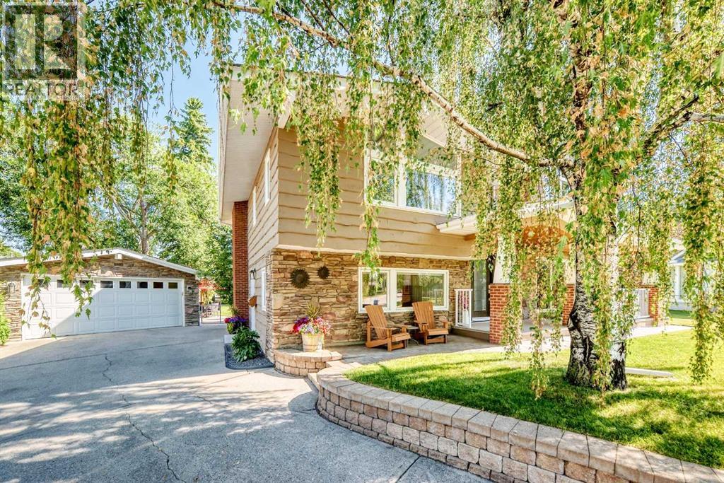 10416 Mapleridge Crescent SE