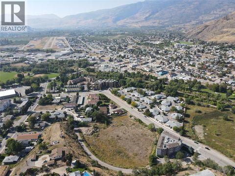 437 SALAMANDER Avenue Oliver BC V0H1T3