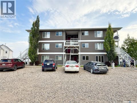 101 1638 Clark AVENUE Weyburn SK S4H3G3