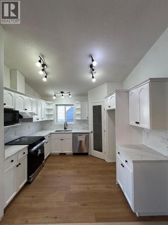 237 Tarawood Close NE