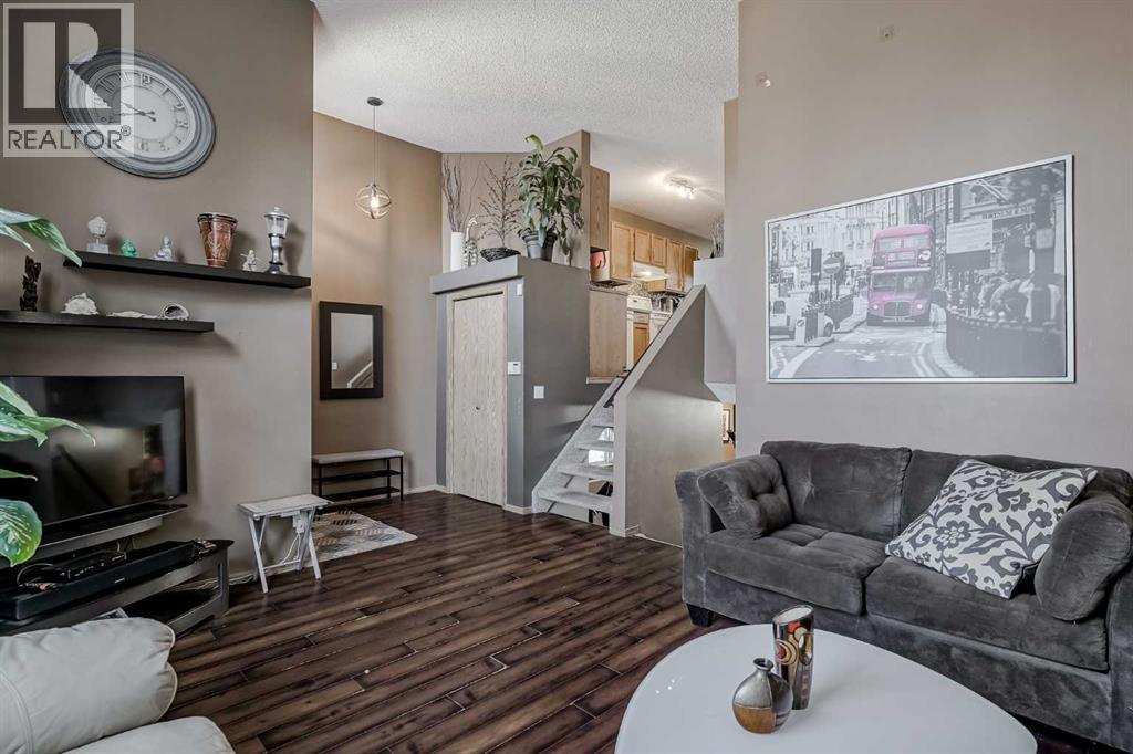 355 Coverdale Court NE