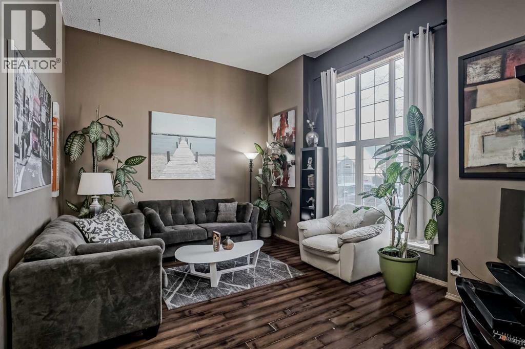 355 Coverdale Court NE