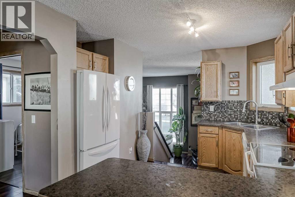 355 Coverdale Court NE