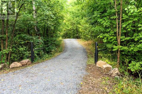 534 OAK BLUFFS ROAD Frontenac (Frontenac South) ON K0H2B0