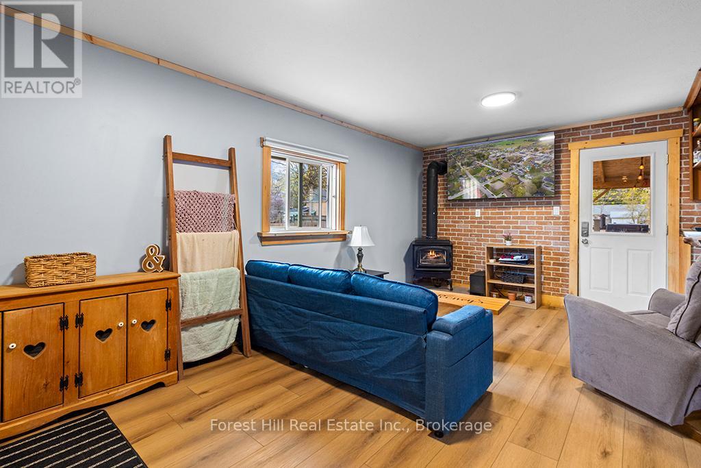 66 3RD STREET SW