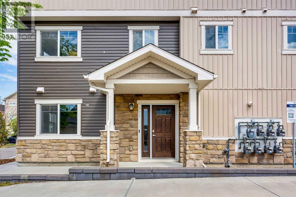 905 Skyview Ranch Grove NE
